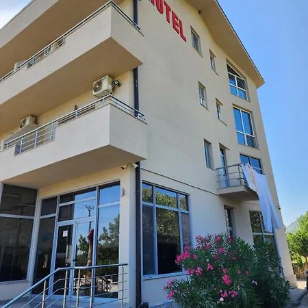 Klajvi - Hotel *