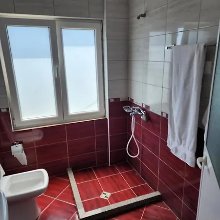 Hotel Klajvi - *
