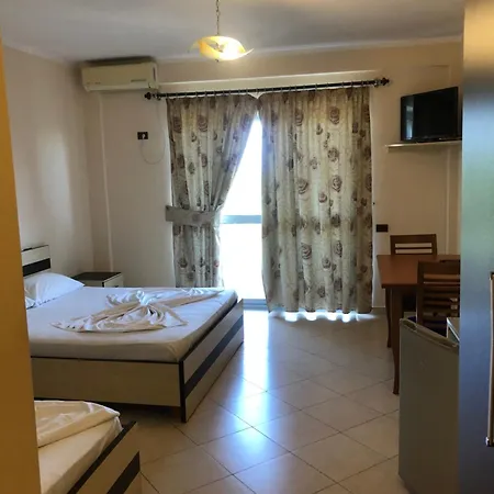 Klajvi - Otel *